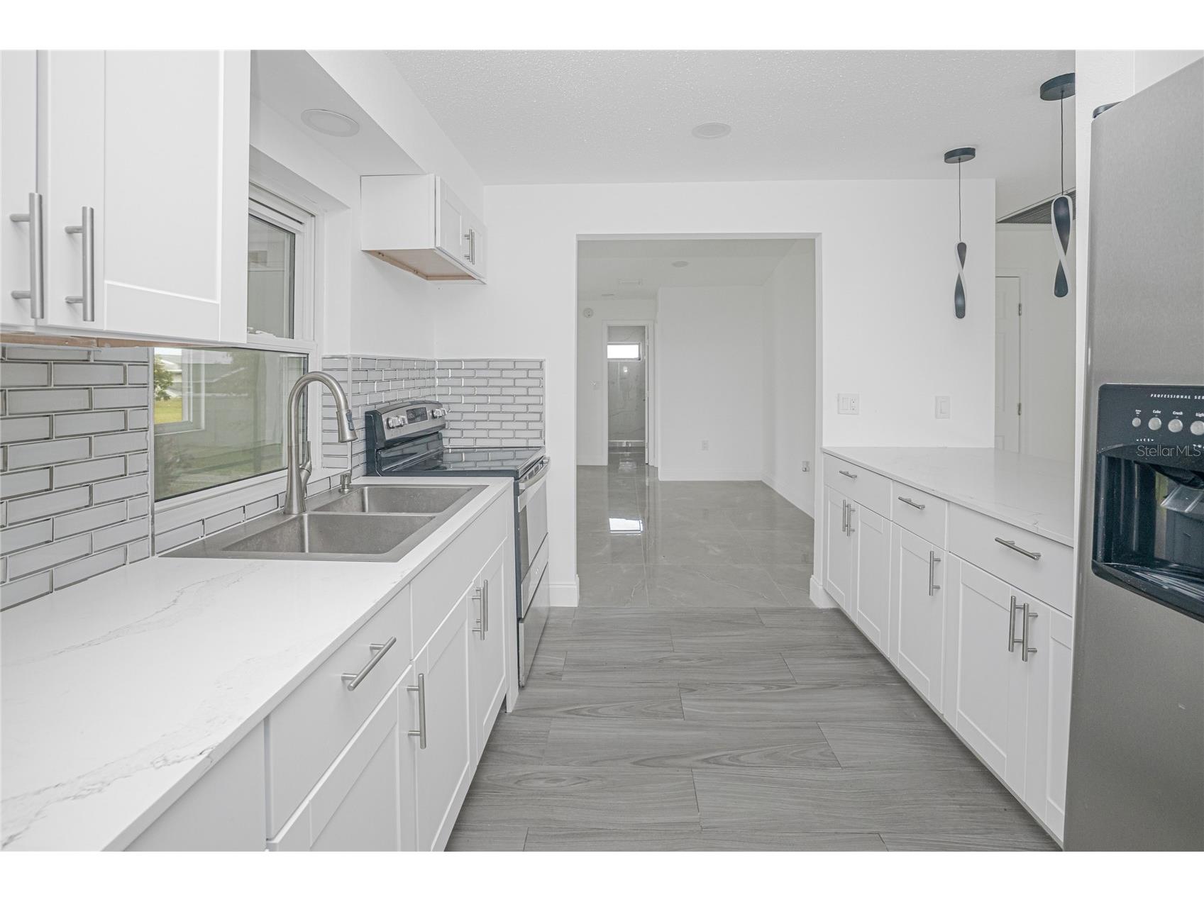 22457 Oceanside Avenue Port Charlotte FL 33952 C7525200 image2