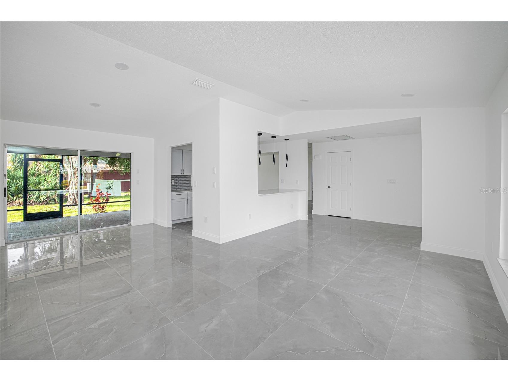22457 Oceanside Avenue Port Charlotte FL 33952 C7525200 image6