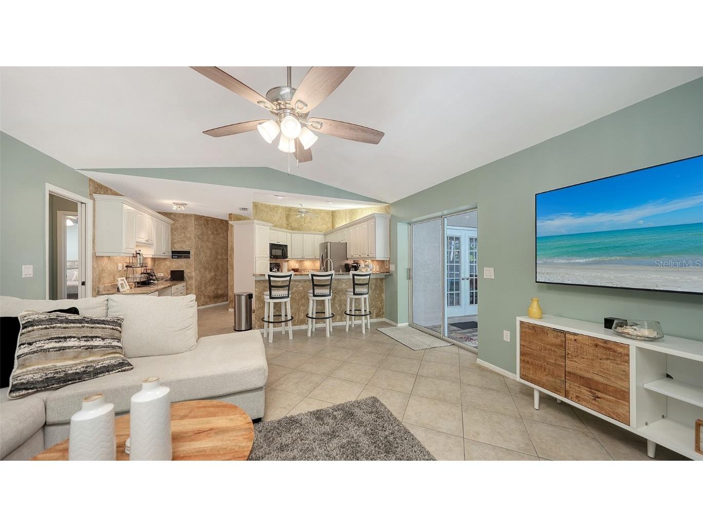 2246 Cork Oak Street W Sarasota FL 34232 A4669343 image18