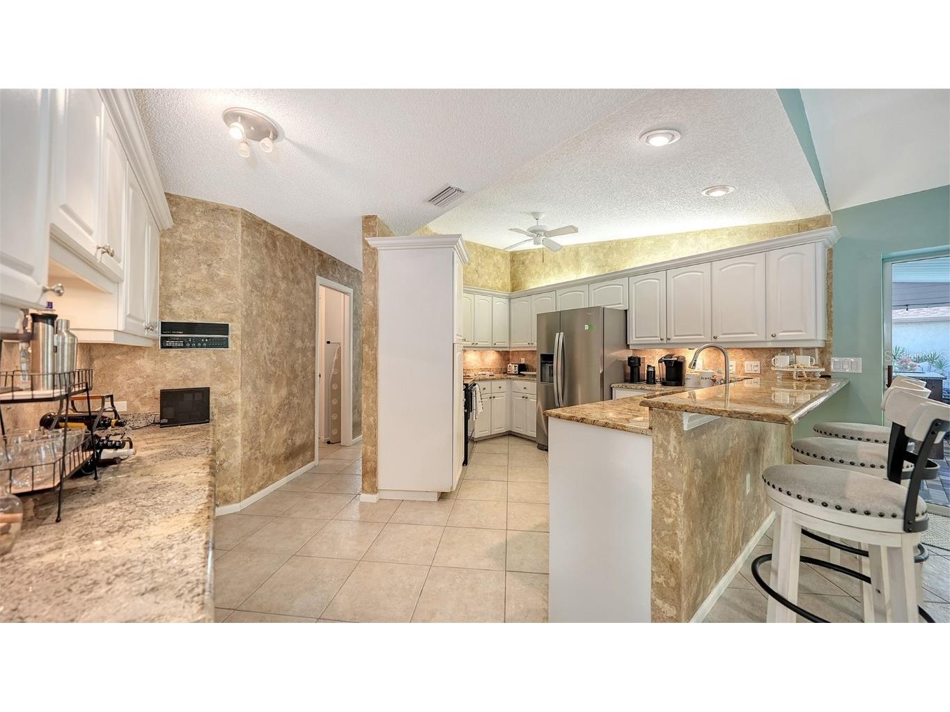 2246 Cork Oak Street W Sarasota FL 34232 A4669343 image20