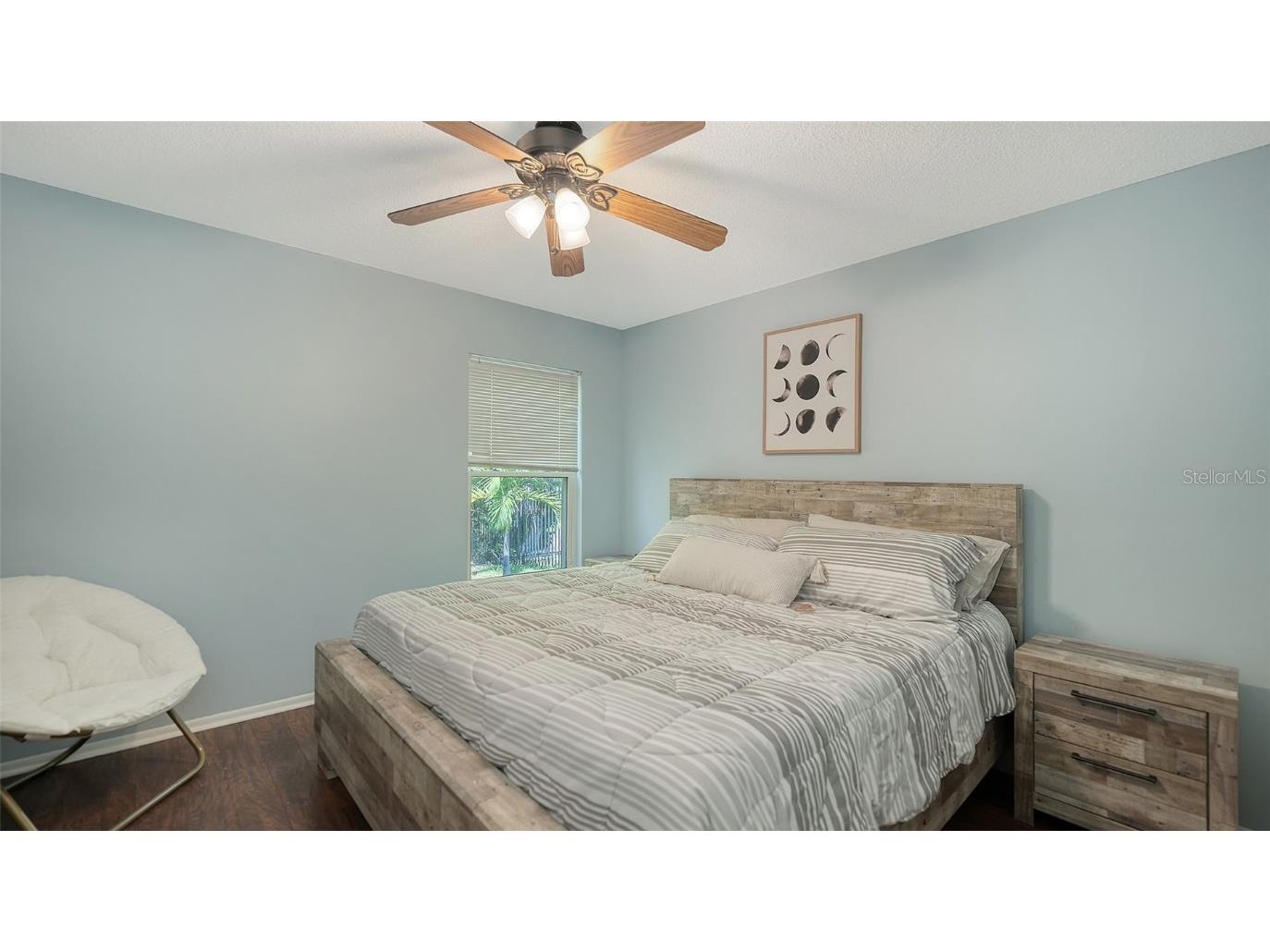 2246 Cork Oak Street W Sarasota FL 34232 A4669343 image31