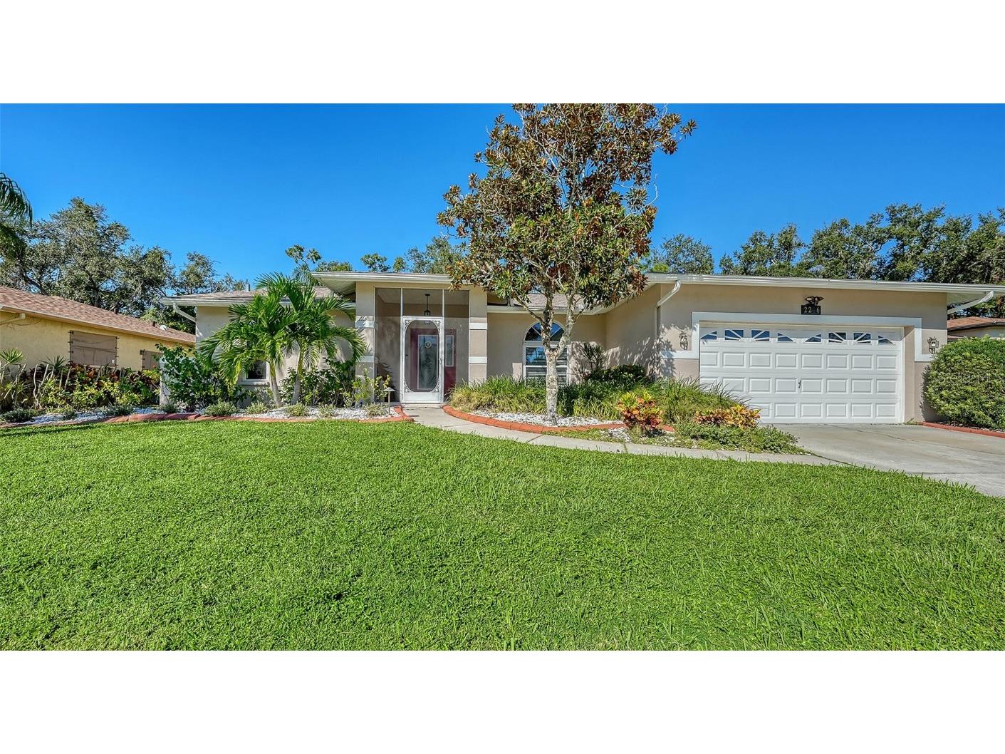 2246 Cork Oak Street W Sarasota FL 34232 A4669343 image4