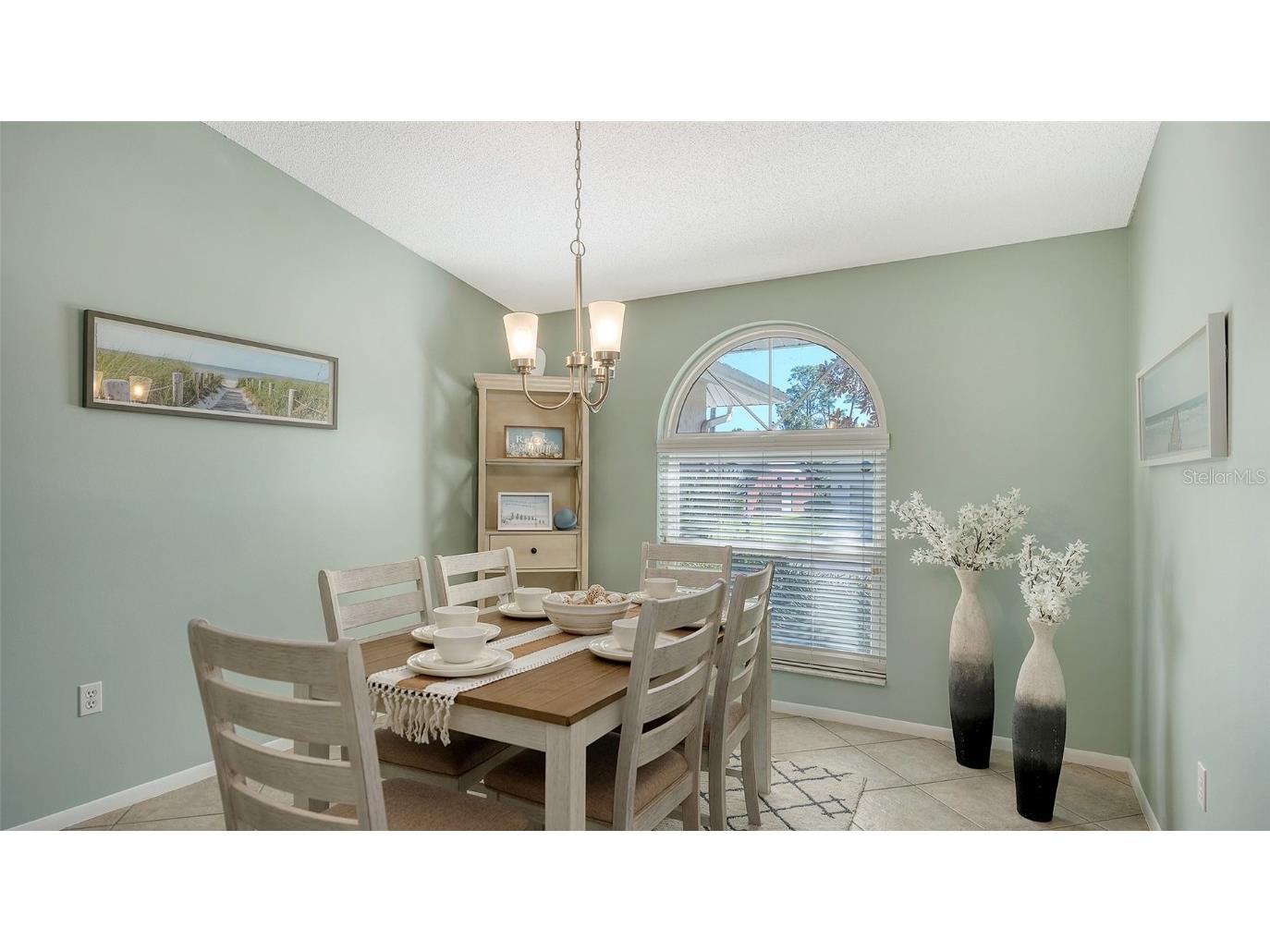 2246 Cork Oak Street W Sarasota FL 34232 A4669343 image8