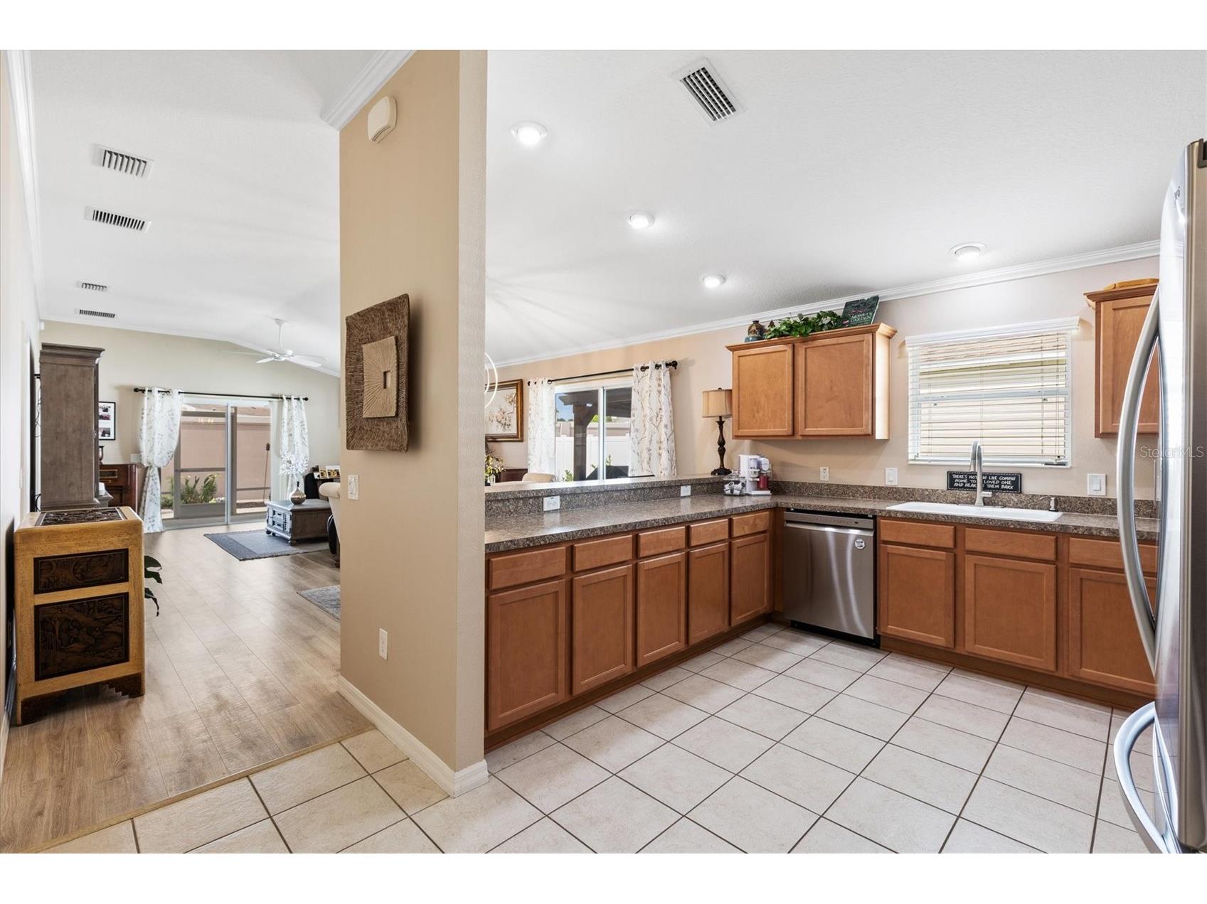 2246 Crestview Street The Villages FL 32162 G5112176 image4