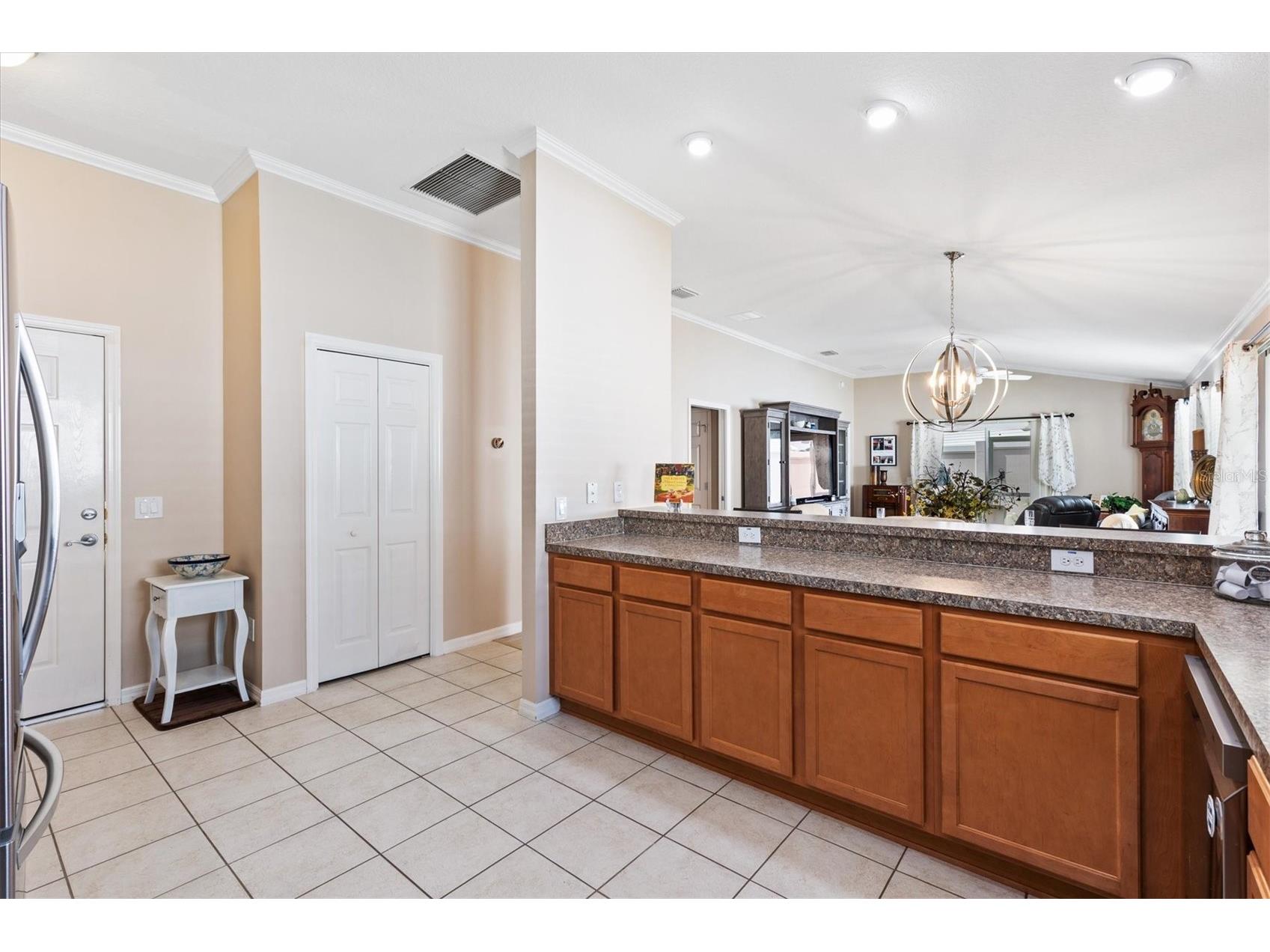 2246 Crestview Street The Villages FL 32162 G5112176 image5