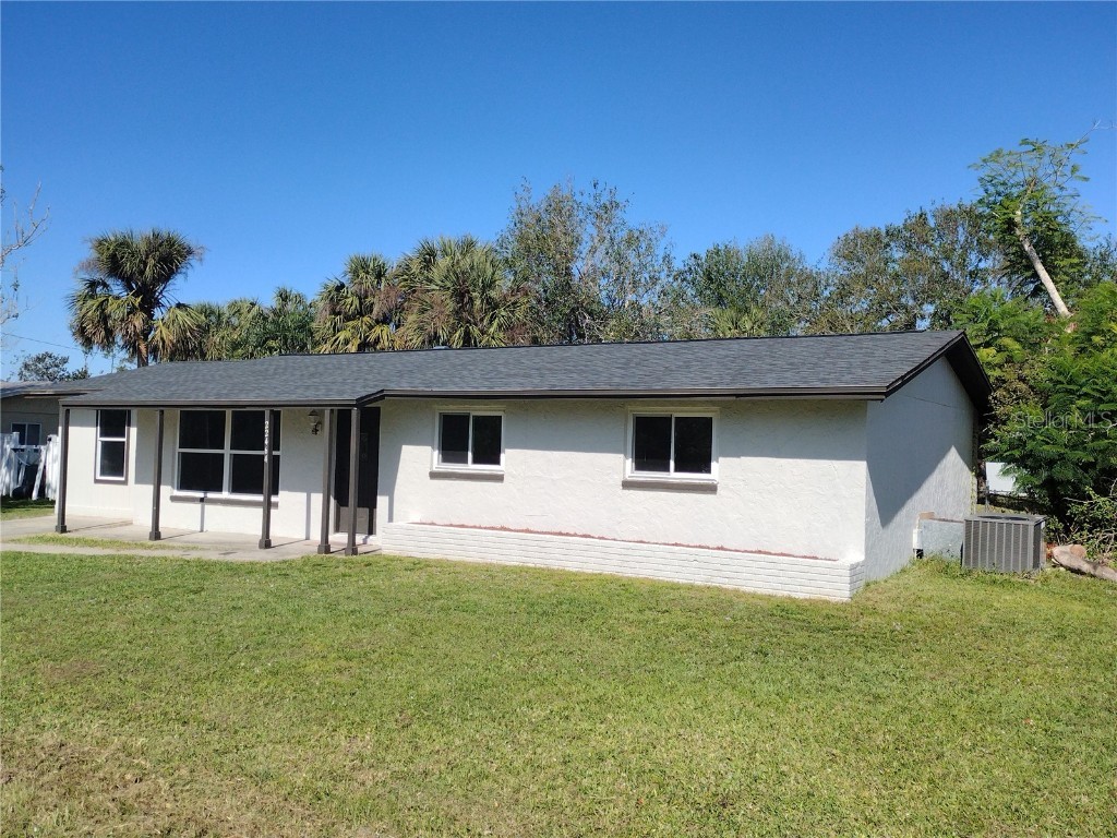 22464 Laika Avenue Port Charlotte FL 33952 D6128895 image1