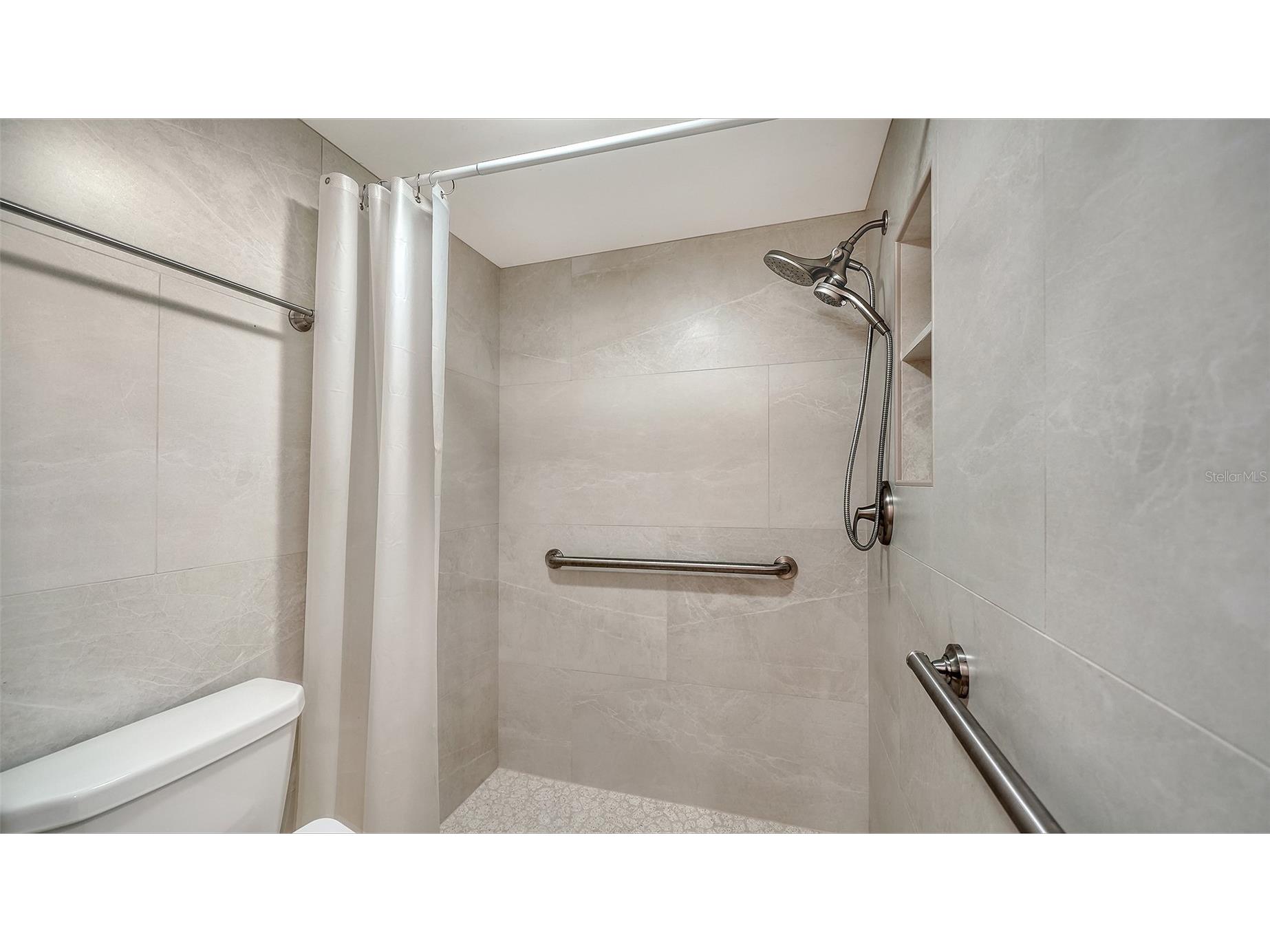 2247 Bispham Road #50 Sarasota FL 34231 A4692145 image20