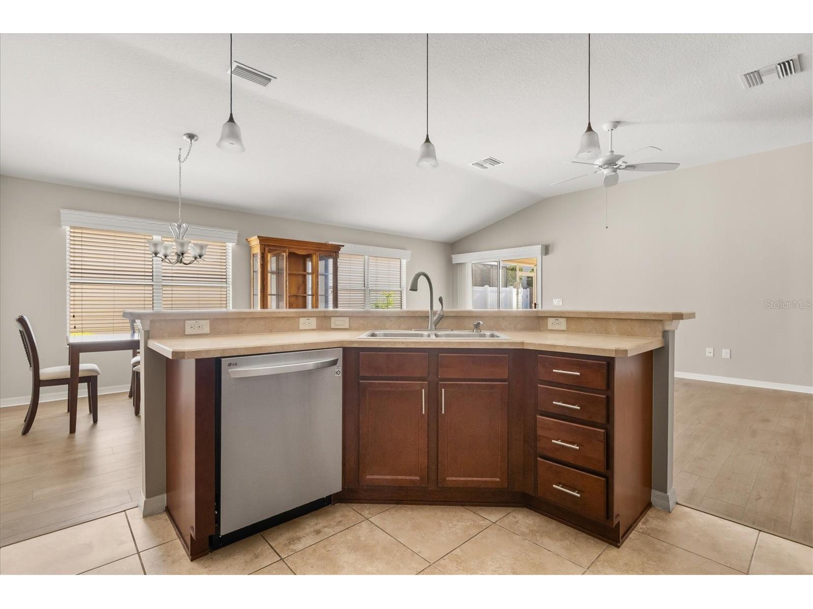 2247 Shanewood Court The Villages FL 32162 G5110513 image8