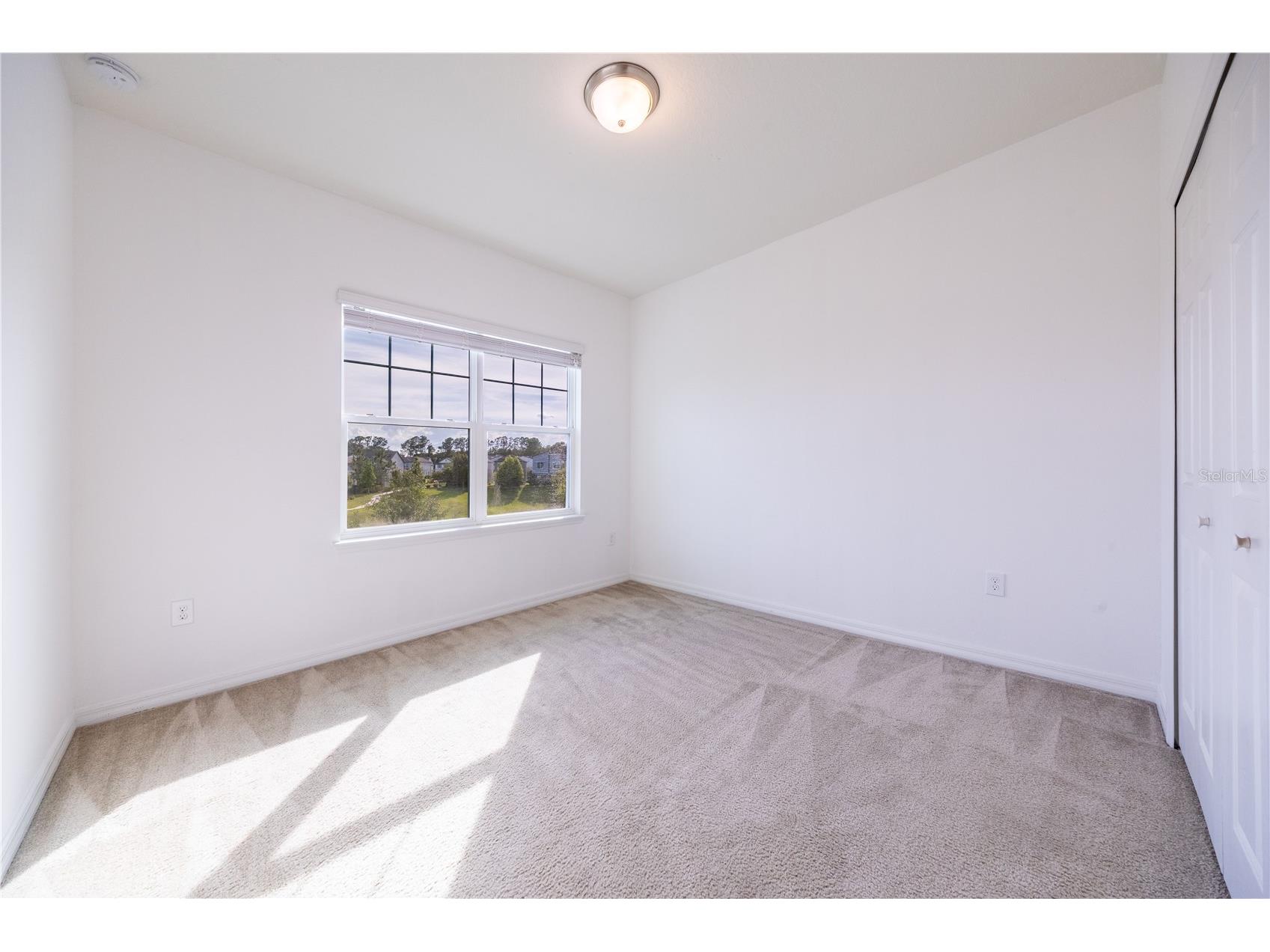 2247 White Feather Loop Oakland FL 34787 S5150852 image16
