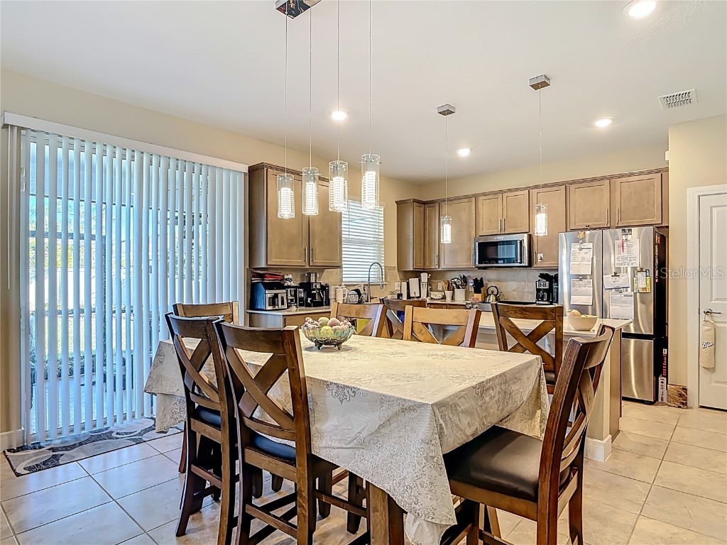 2248 Canopy Terrace Boulevard Deland FL 32724 V4946035 image5