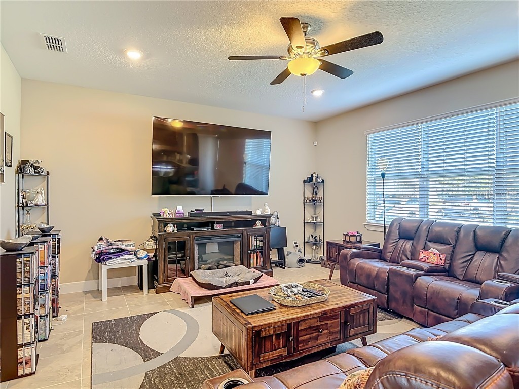 2248 Canopy Terrace Boulevard Deland FL 32724 V4946035 image9
