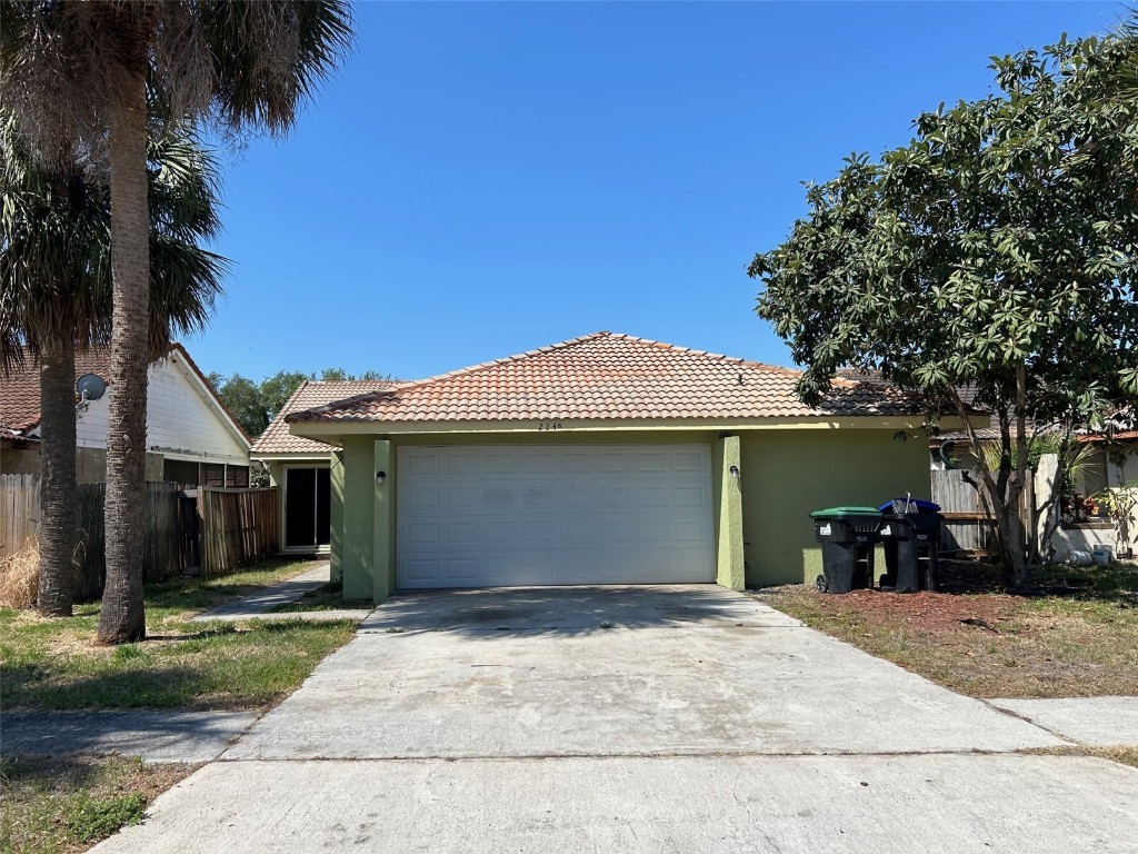2248 Greenview Circle Orlando FL 32808 O6199676 image1