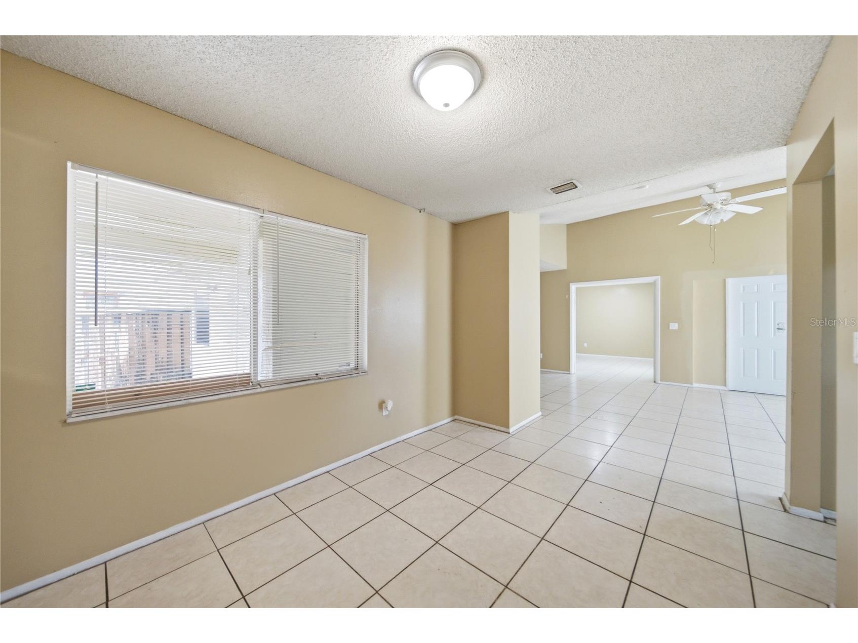 2248 Greenview Circle Orlando FL 32808 S5152236 image3
