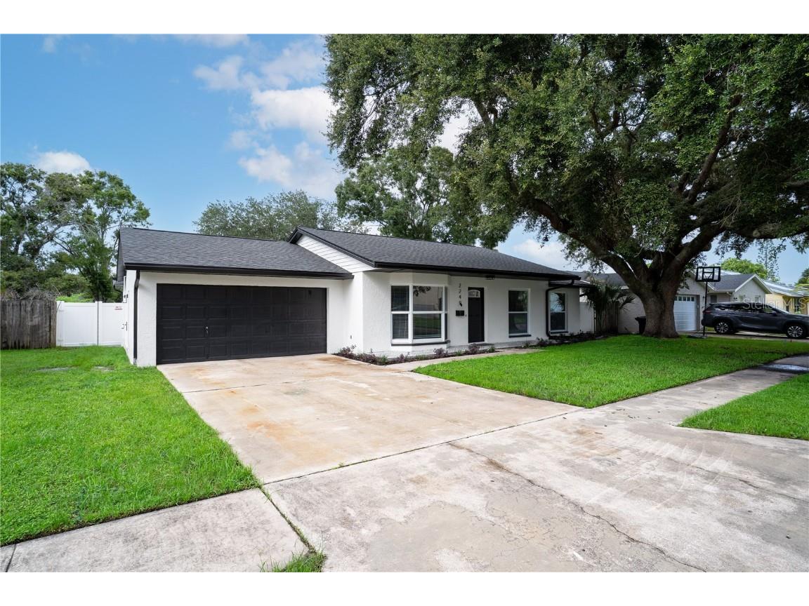 2249 65th Place N Saint Petersburg FL 33702 TB8419418 image1
