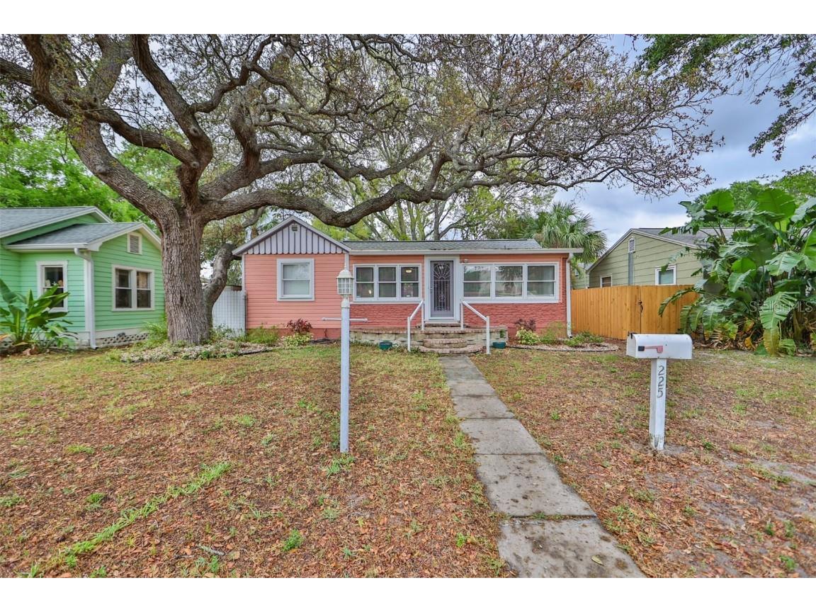 225 16th Avenue SE Saint Petersburg FL 33701 U8196201 image1