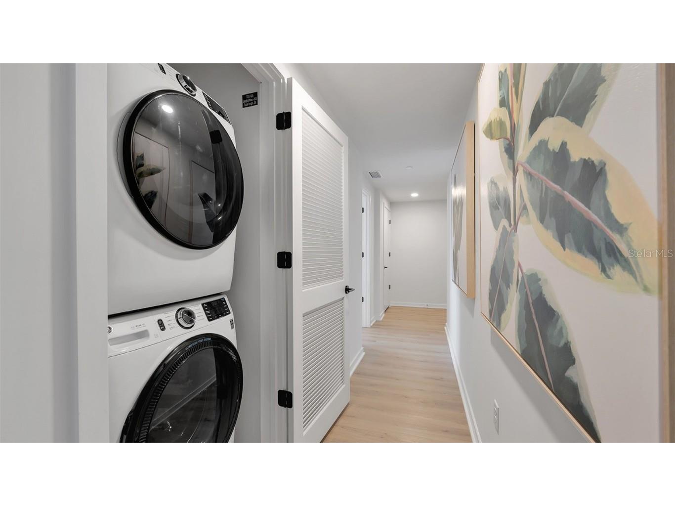 225 1st Avenue N #A1 Saint Petersburg FL 33701 O6229695 image9