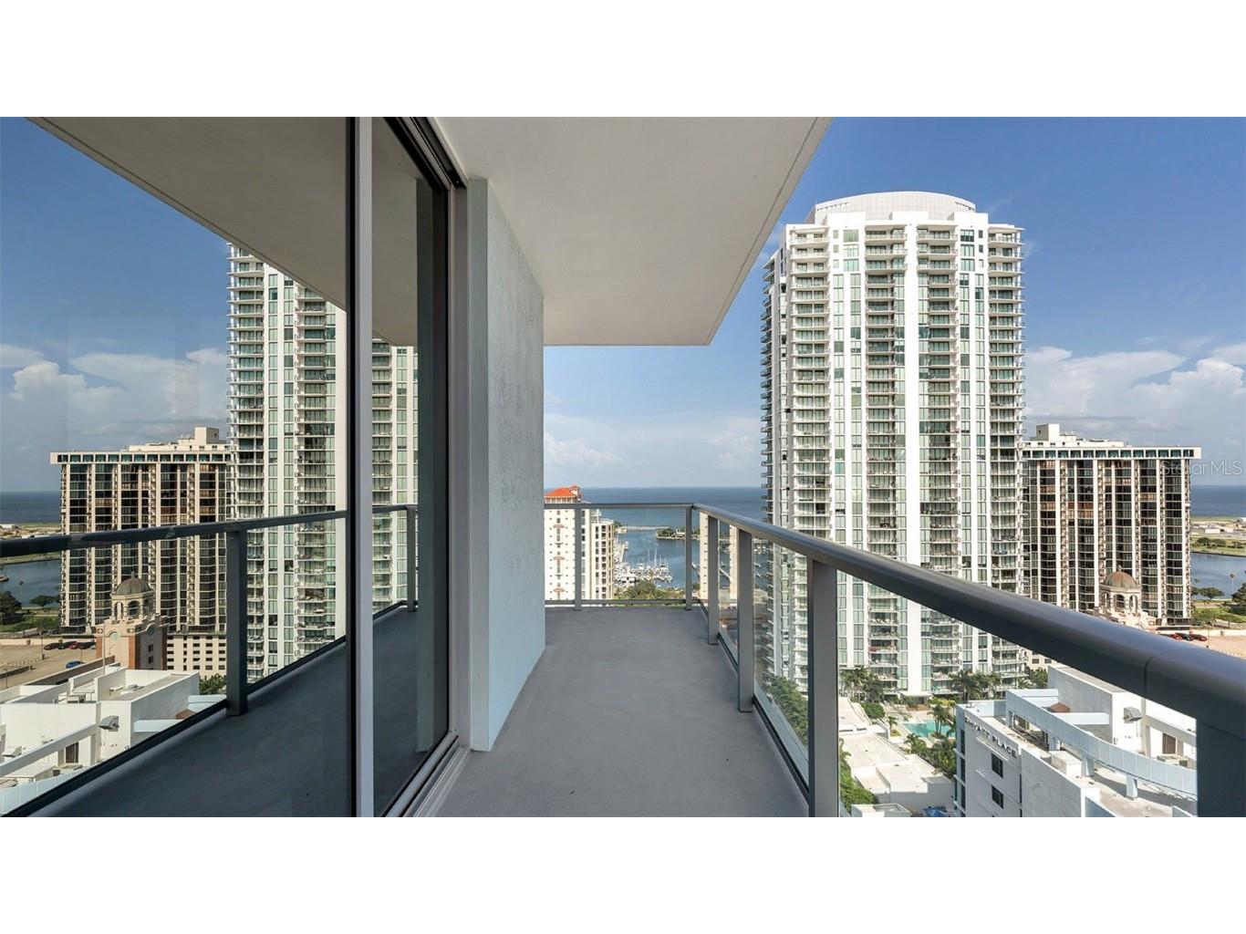 225 1st Avenue N #B2 Saint Petersburg FL 33701 O6229707 image15