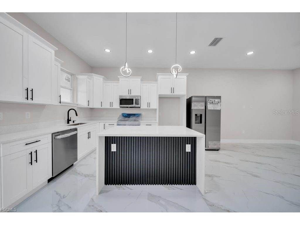225/227 Homer Avenue S Lehigh Acres FL 33973 A4683648 image6