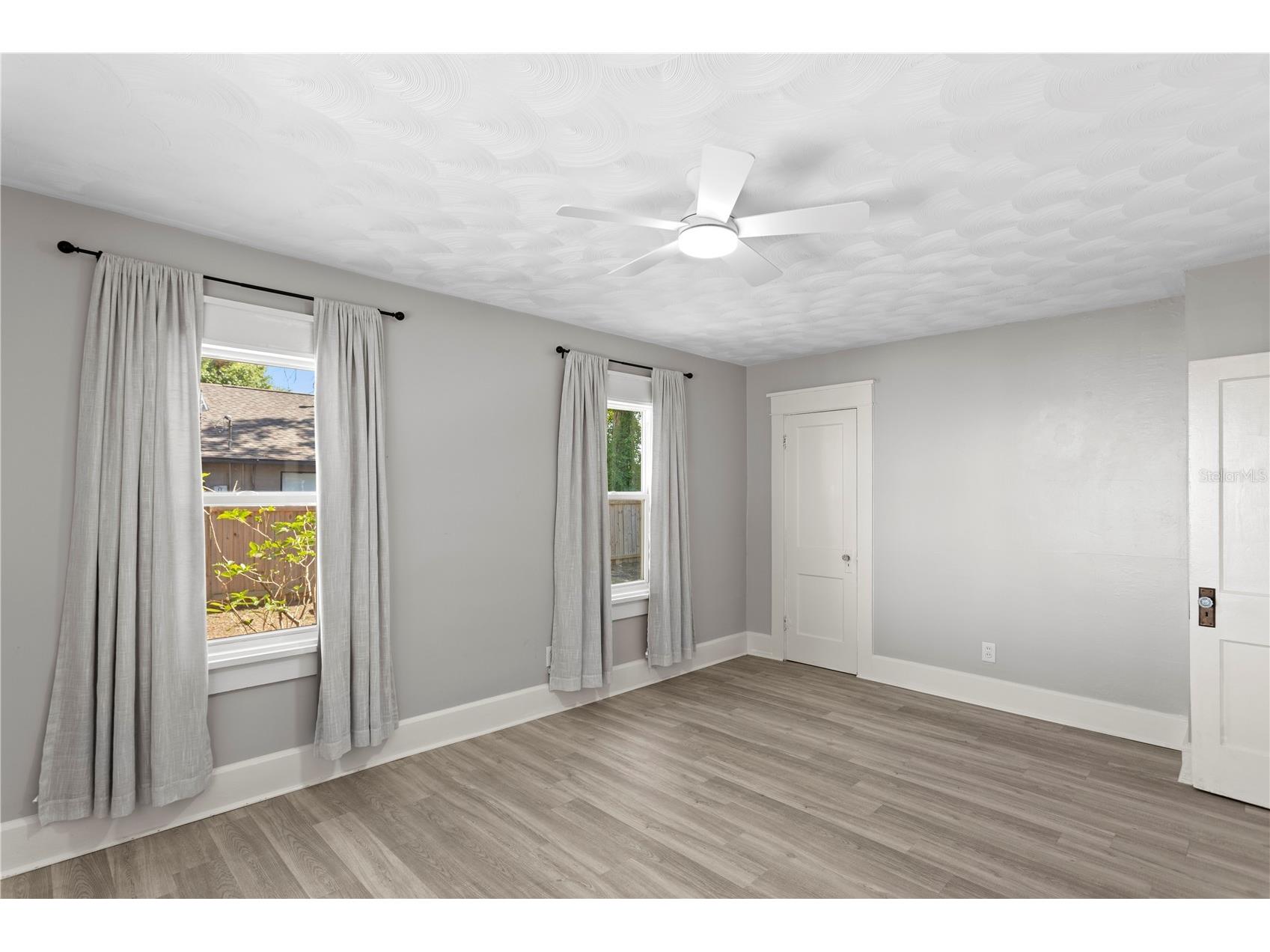 225 35th Street S Saint Petersburg FL 33711 TB8500163 image6
