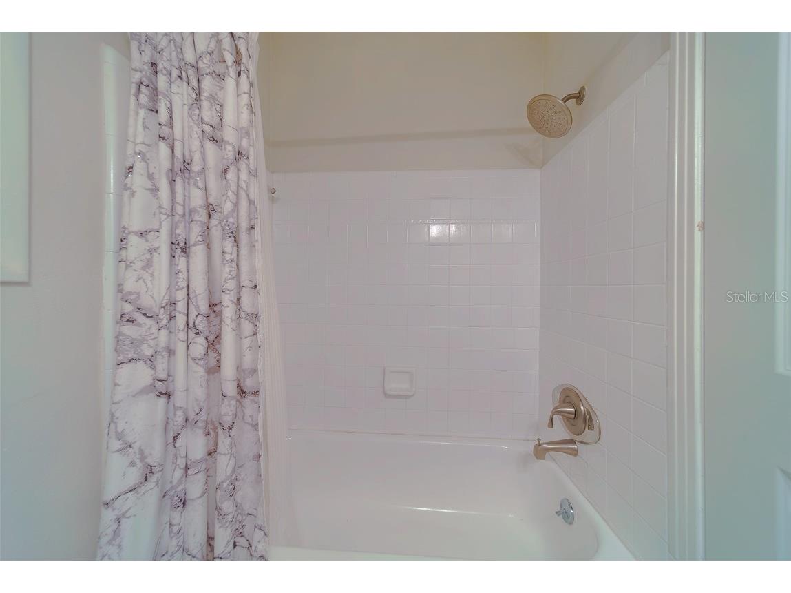 225 36th Avenue NE Saint Petersburg FL 33704 TB8452960 image26