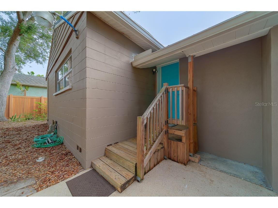 225 36th Avenue NE Saint Petersburg FL 33704 TB8452960 image29