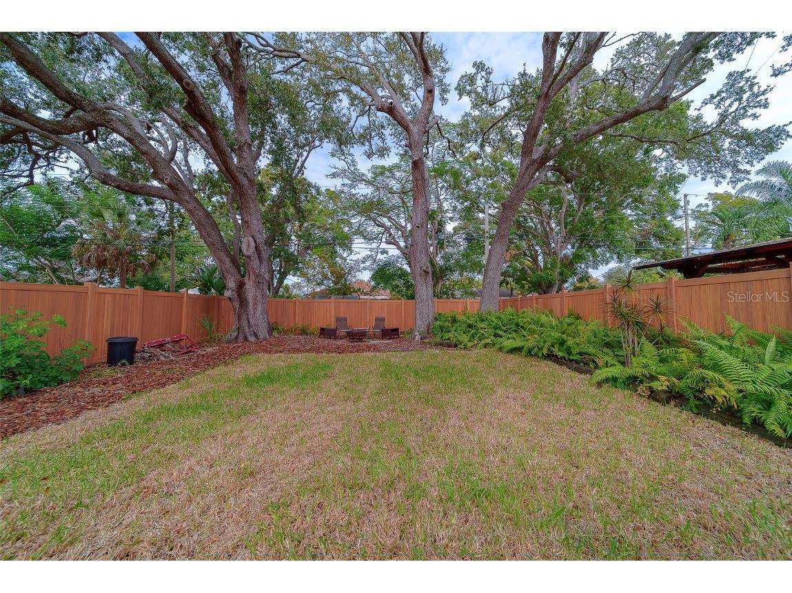 225 36th Avenue NE Saint Petersburg FL 33704 TB8452960 image32