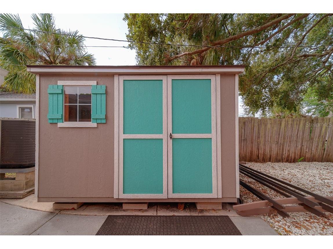 225 36th Avenue NE Saint Petersburg FL 33704 TB8452960 image36