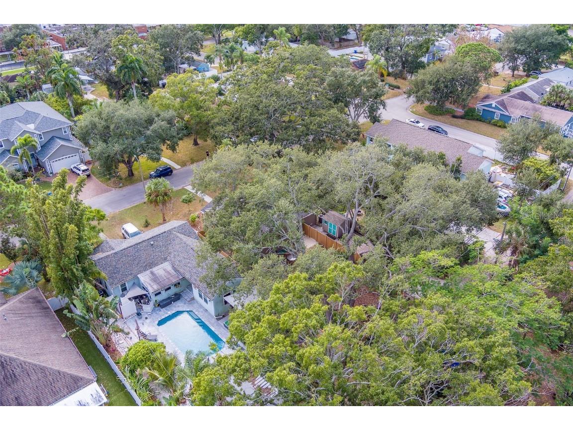 225 36th Avenue NE Saint Petersburg FL 33704 TB8452960 image45