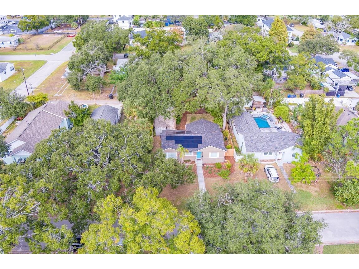 225 36th Avenue NE Saint Petersburg FL 33704 TB8452960 image48