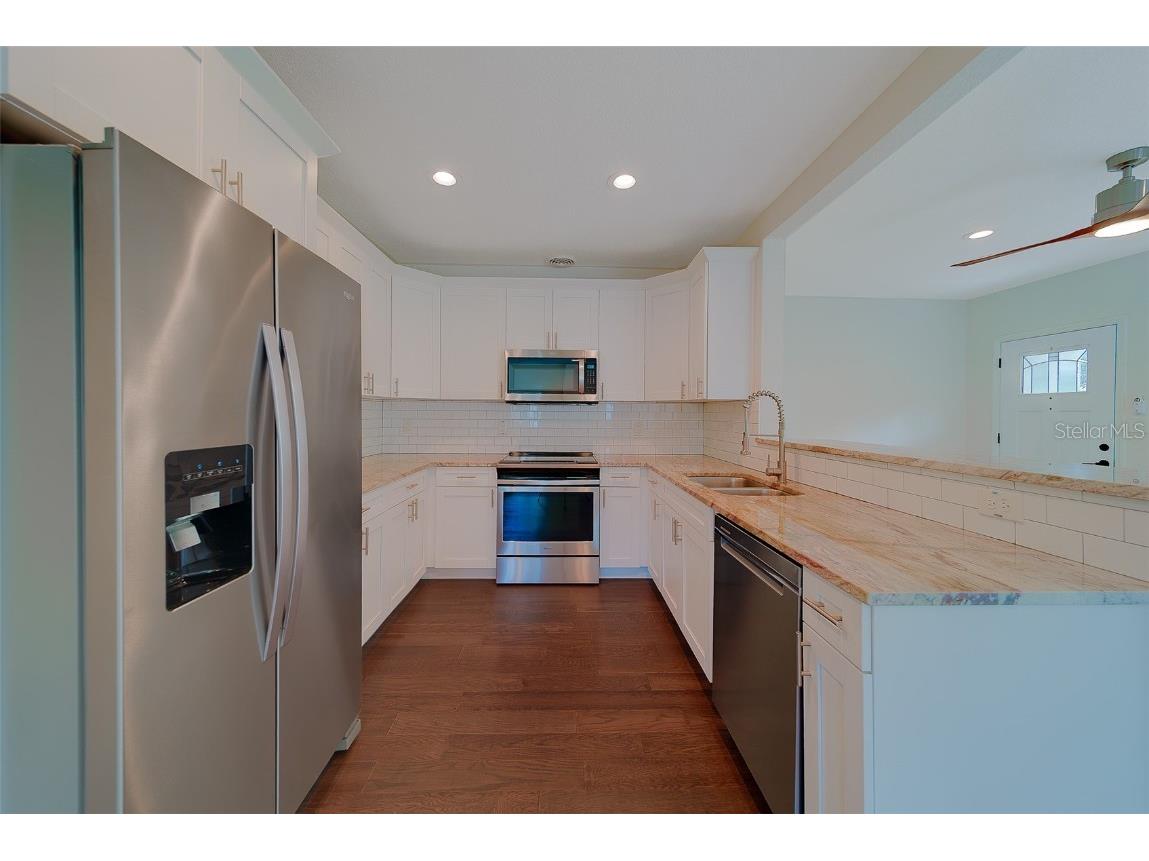 225 36th Avenue NE Saint Petersburg FL 33704 TB8452960 image7