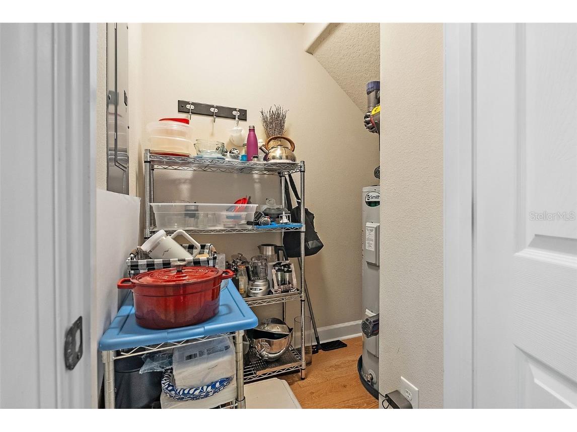 225 49th Avenue N Saint Petersburg FL 33703 TB8402471 image11