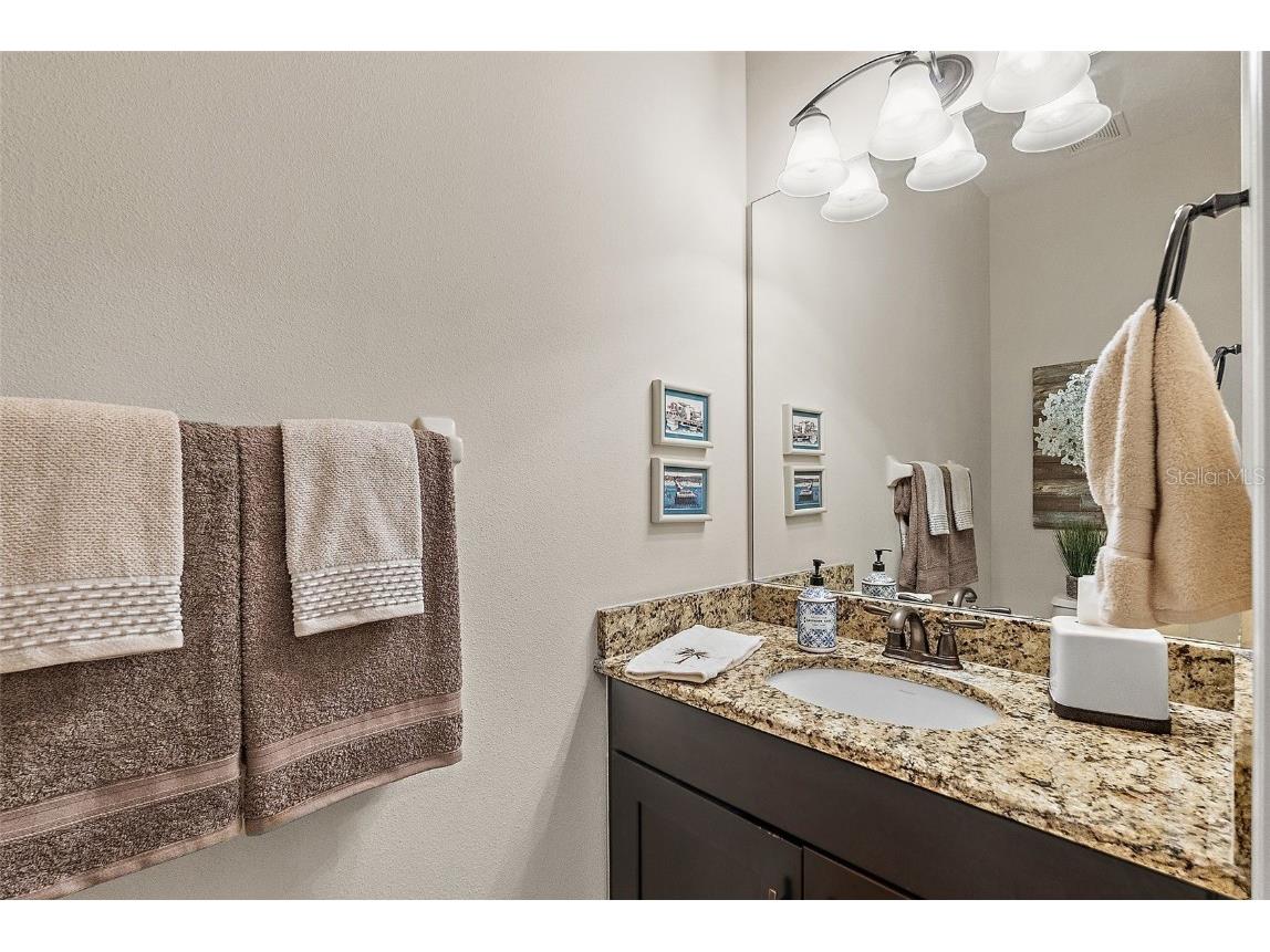 225 49th Avenue N Saint Petersburg FL 33703 TB8402471 image13