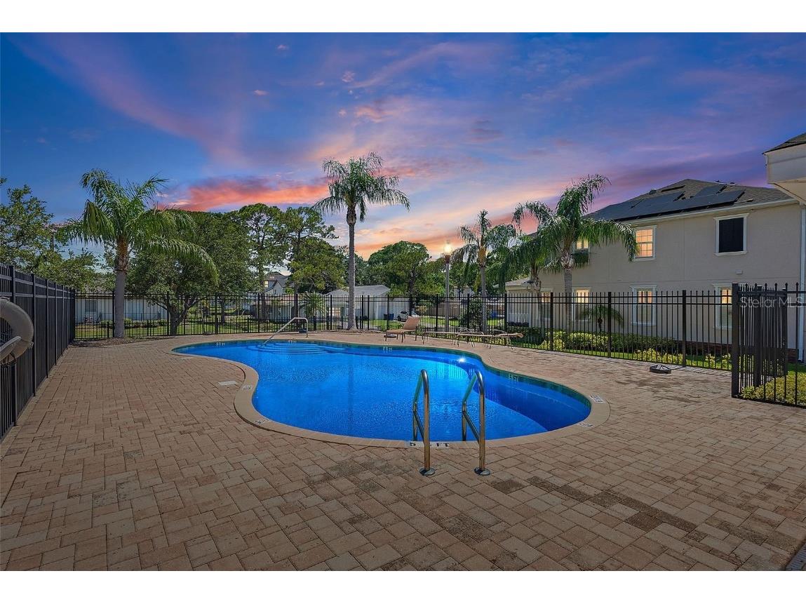 225 49th Avenue N Saint Petersburg FL 33703 TB8402471 image34