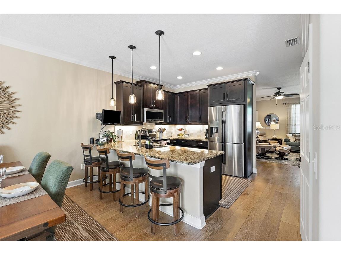 225 49th Avenue N Saint Petersburg FL 33703 TB8402471 image8