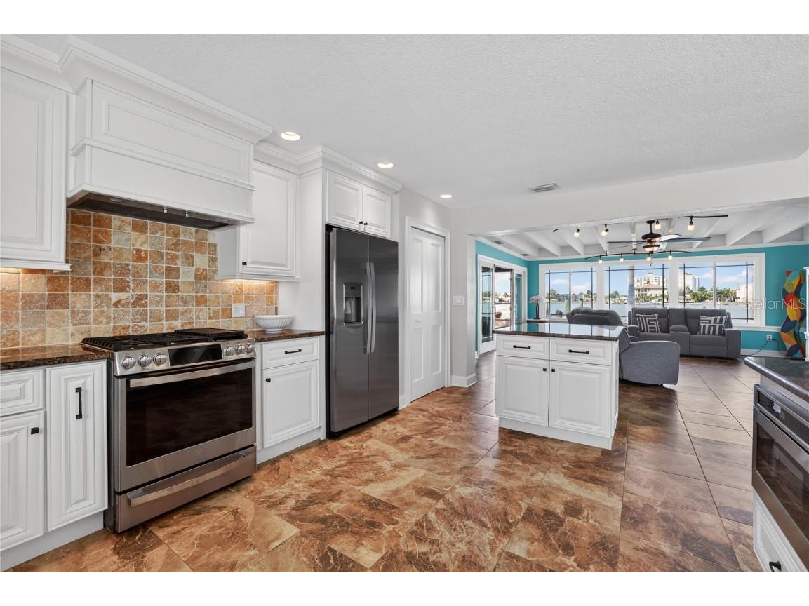 225 55th Avenue Saint Pete Beach FL 33706 TB8461157 image24