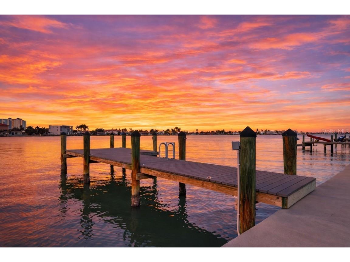 225 55th Avenue Saint Pete Beach FL 33706 TB8461157 image62