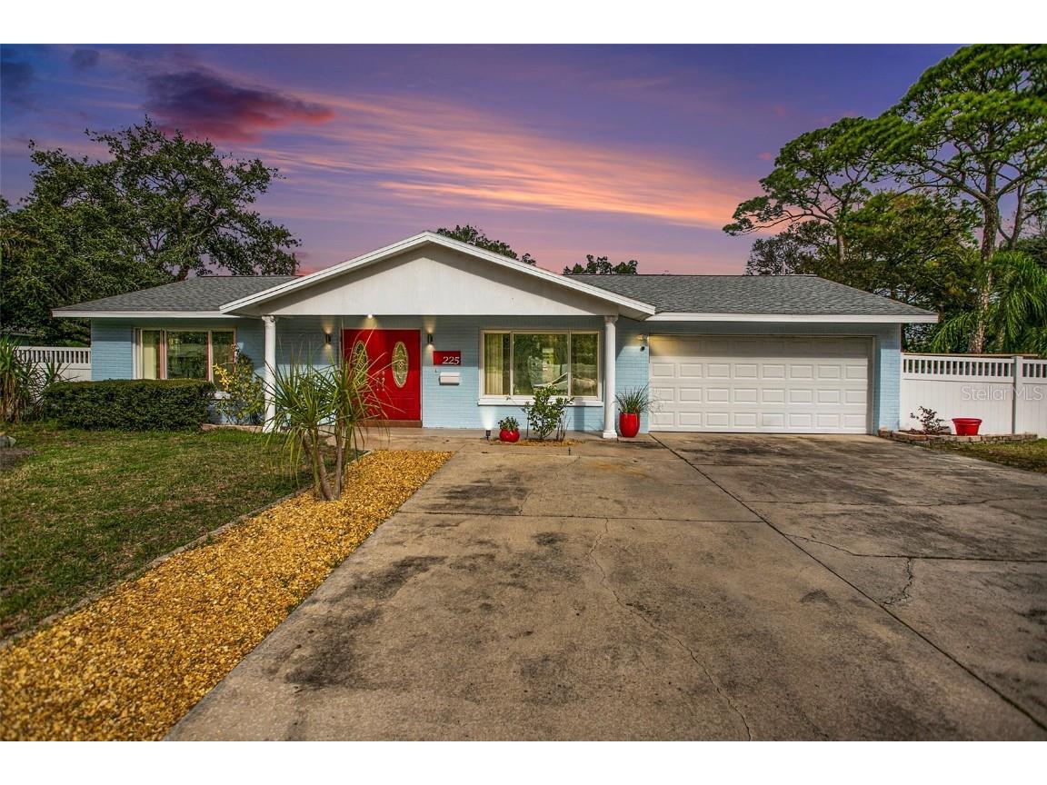 225 81st Avenue NE Saint Petersburg FL 33702 U8226935 image1
