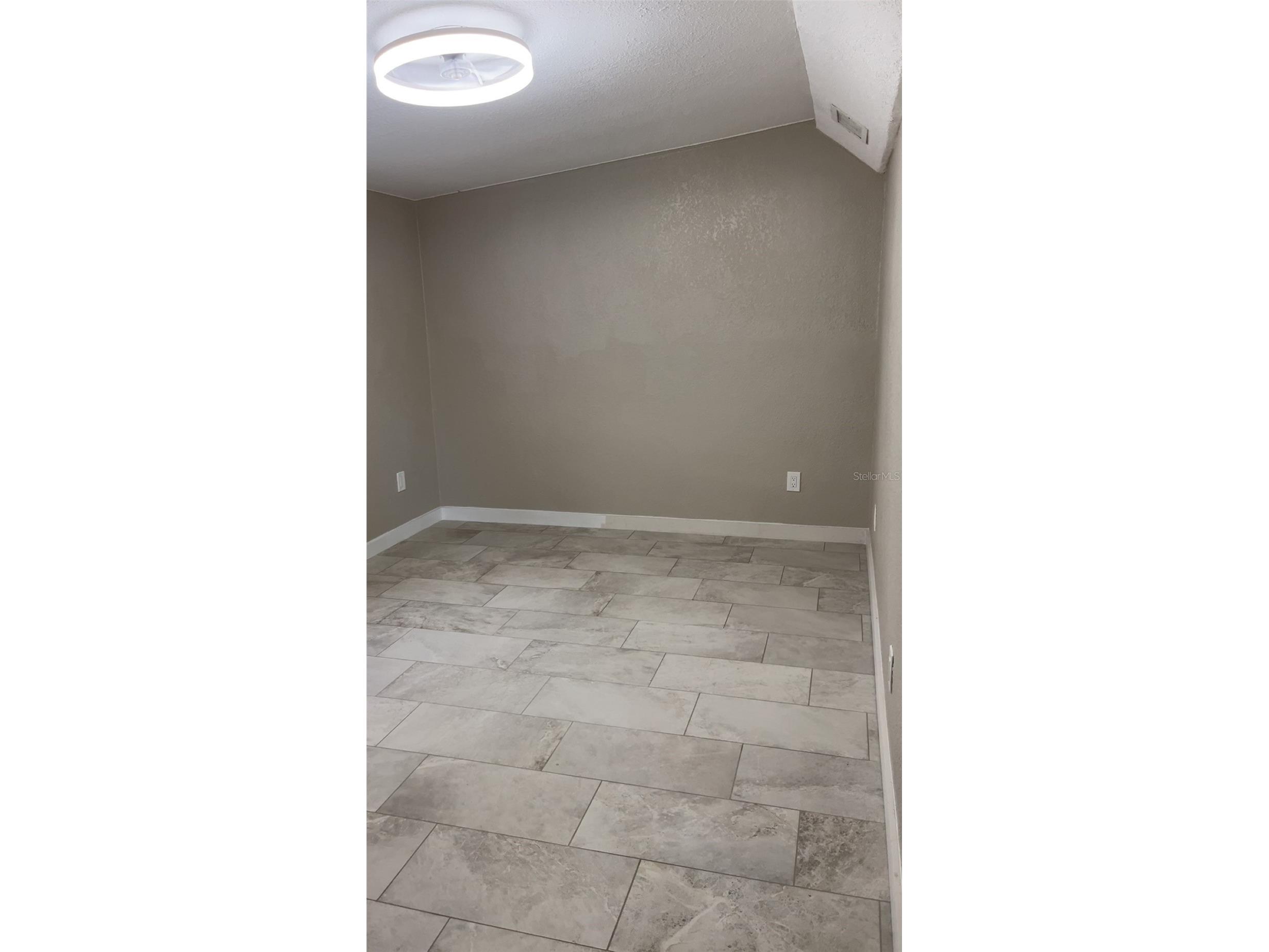 225 83rd Avenue NE Saint Petersburg FL 33702 TB8476643 image16