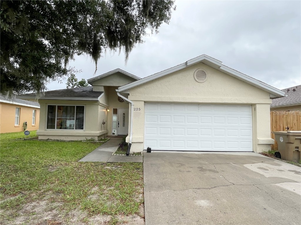 225 Bay Head Drive Kissimmee FL 34743 O6216045 image1