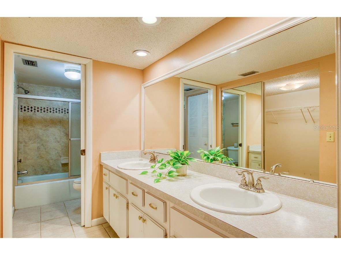 225 Country Club Drive #1209 Largo FL 33771 TB8442245 image25