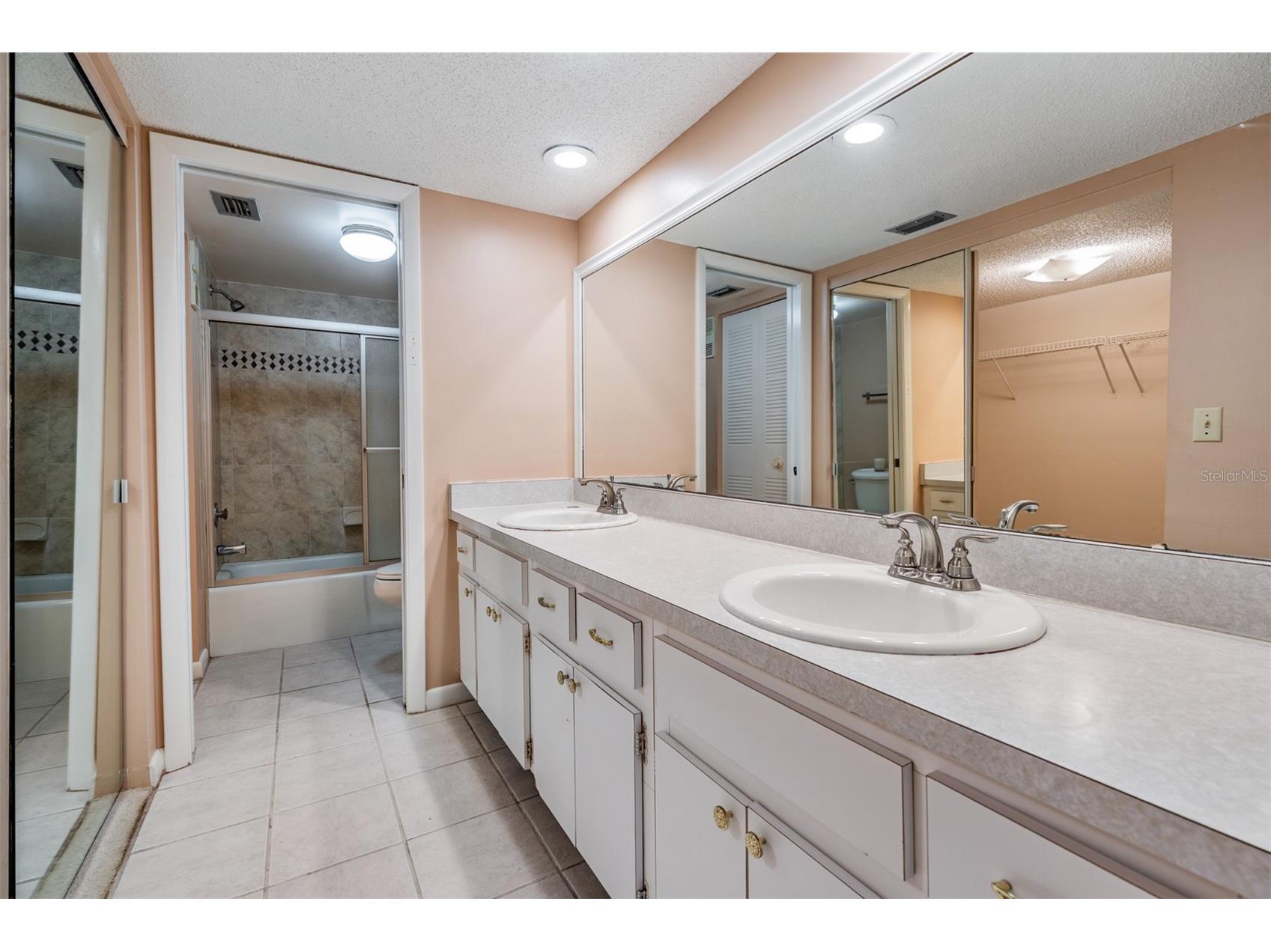 225 Country Club Drive #1209 Largo FL 33771 TB8497142 image16