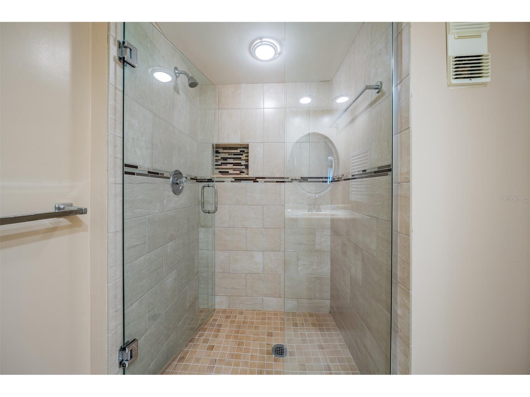 225 Country Club Drive #1209 Largo FL 33771 TB8497142 image22