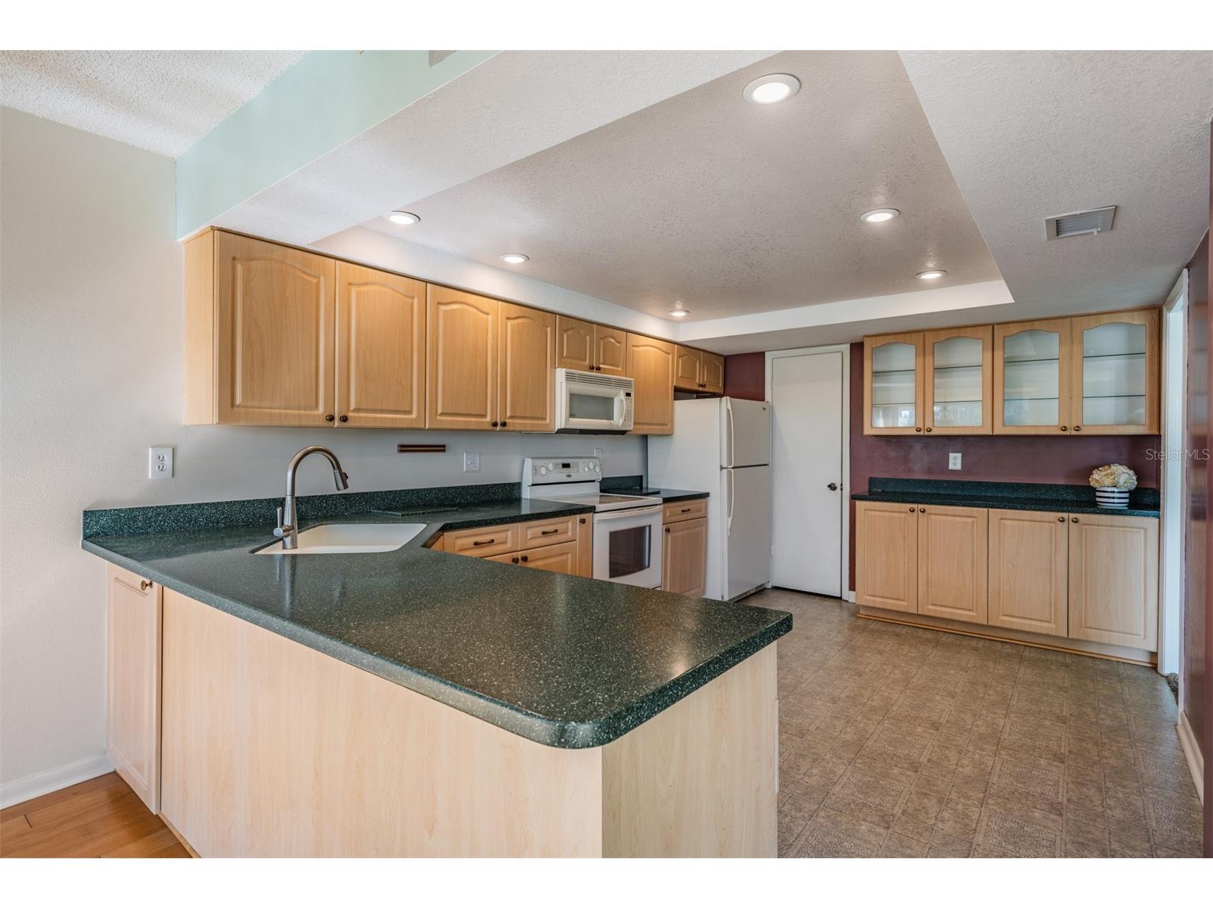 225 Country Club Drive #1209 Largo FL 33771 TB8497142 image8