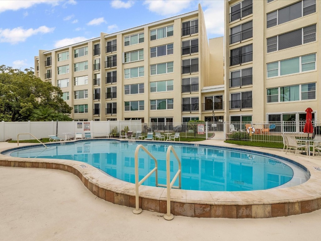 225 Country Club Drive #1211 Largo FL 33771 TB8432446 image39