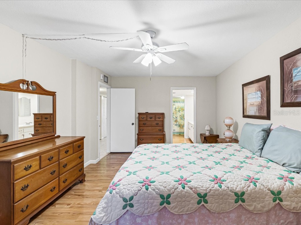 225 Country Club Drive #1211 Largo FL 33771 TB8432446 image5