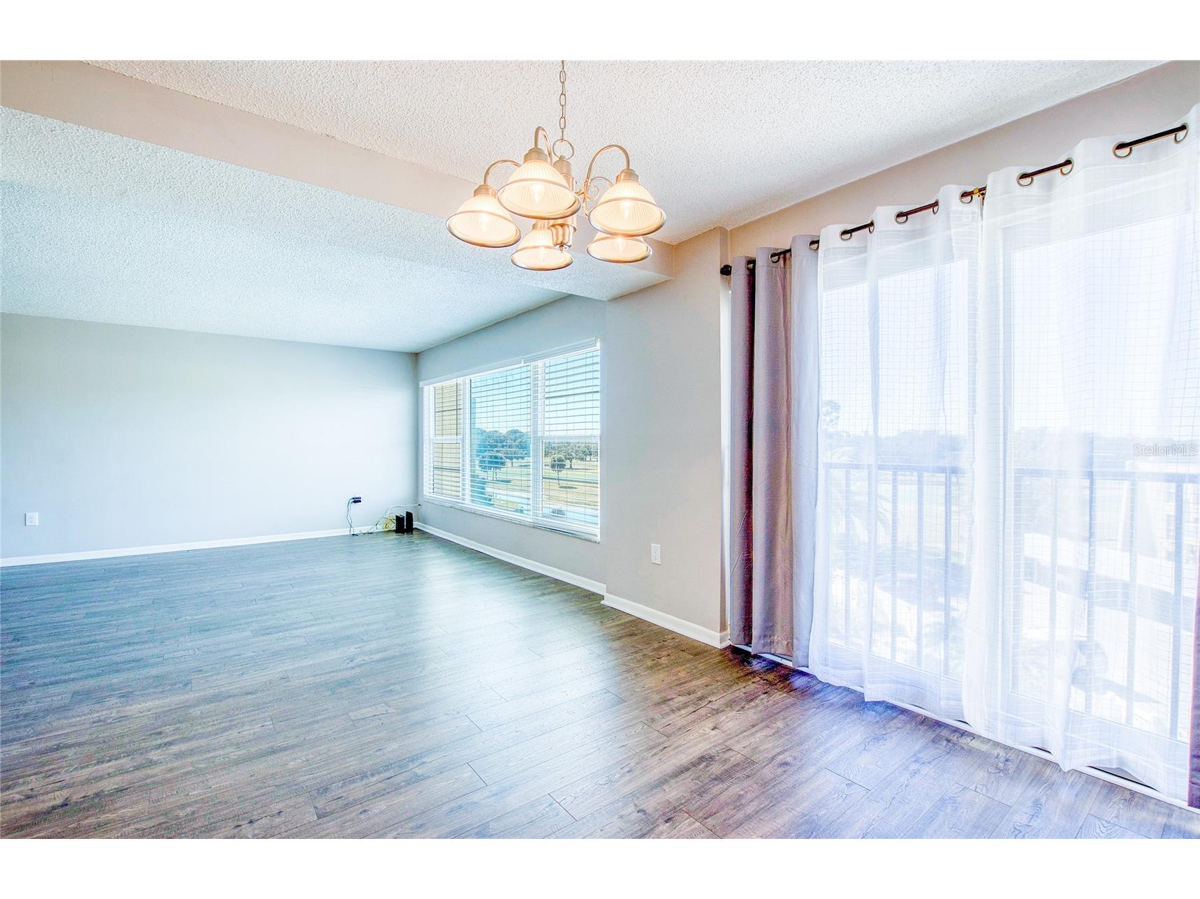 225 Country Club Drive #F1403 Largo FL 33771 TB8474672 image10