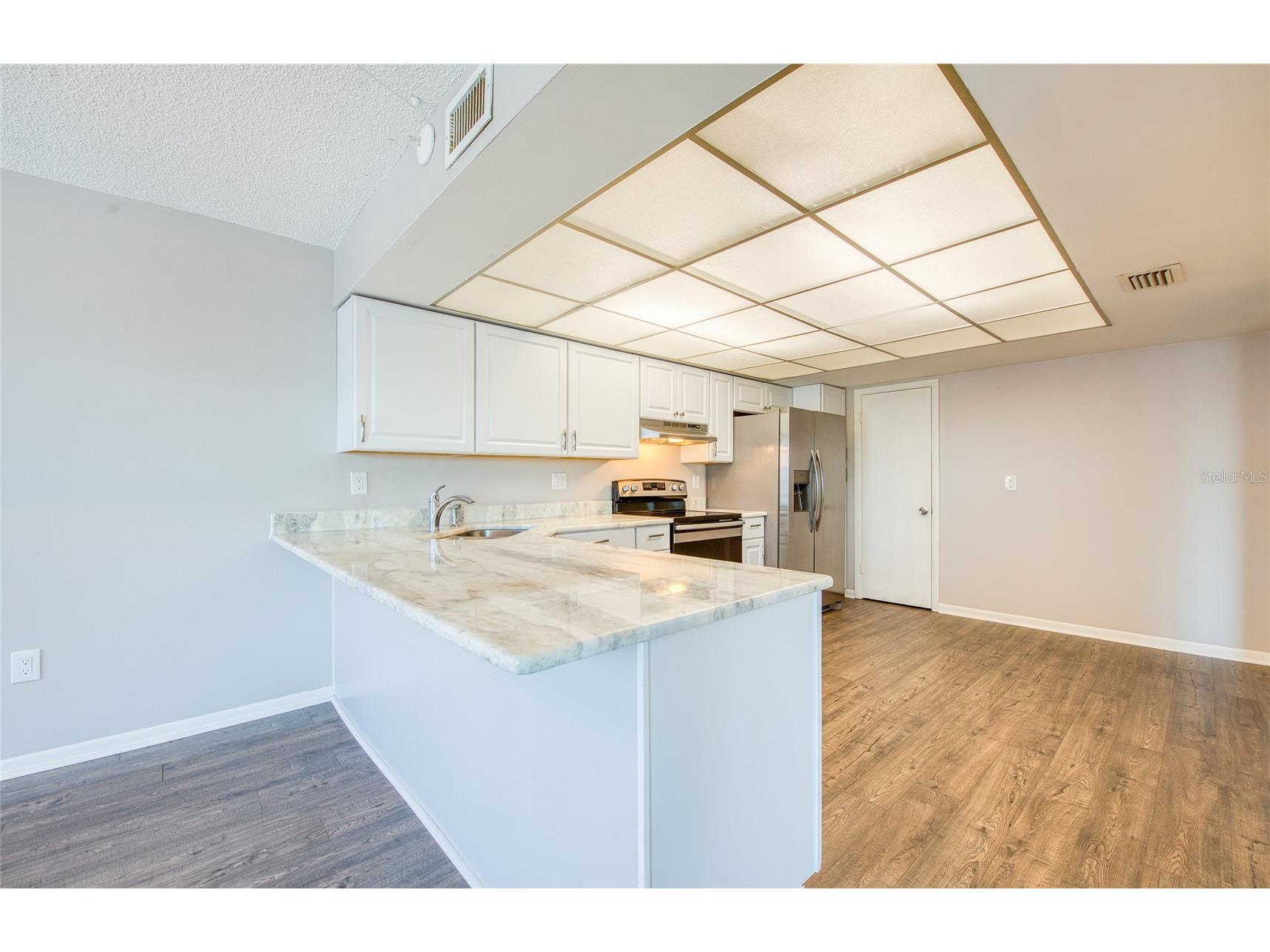 225 Country Club Drive #F1403 Largo FL 33771 TB8474672 image12