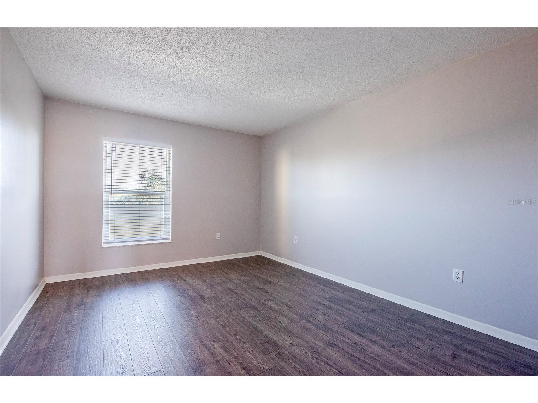 225 Country Club Drive #F1403 Largo FL 33771 TB8474672 image23