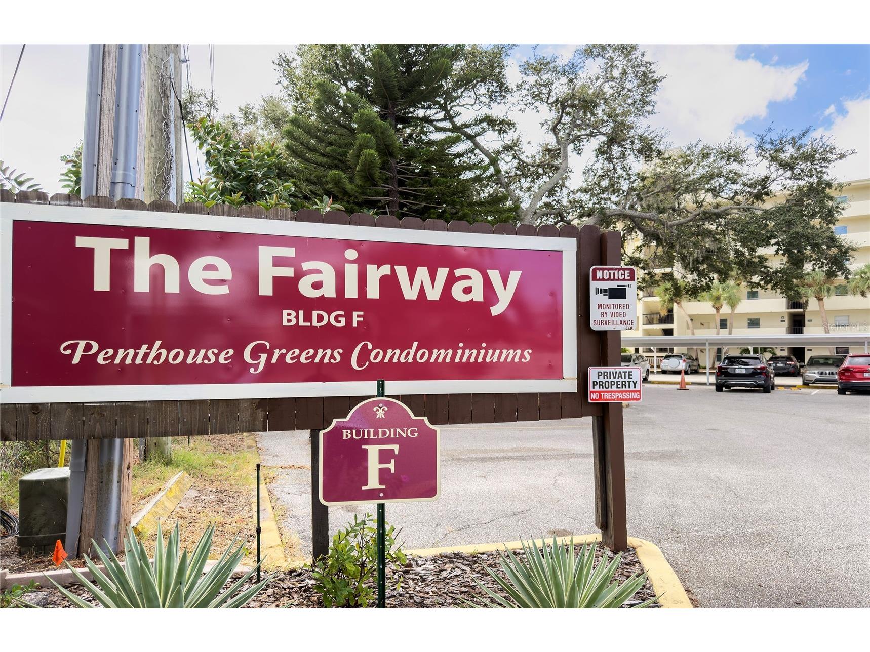 225 Country Club Drive #F1403 Largo FL 33771 TB8474672 image27