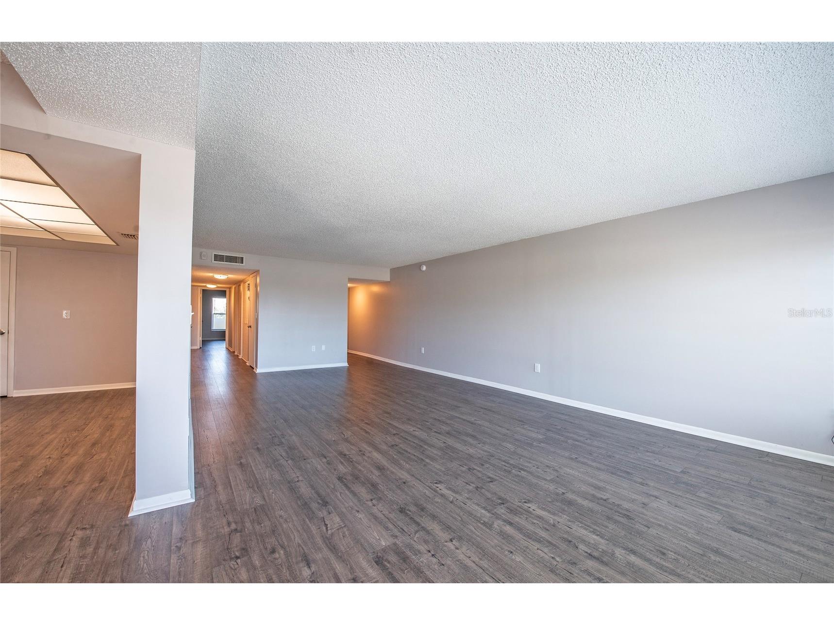 225 Country Club Drive #F1403 Largo FL 33771 TB8474672 image6
